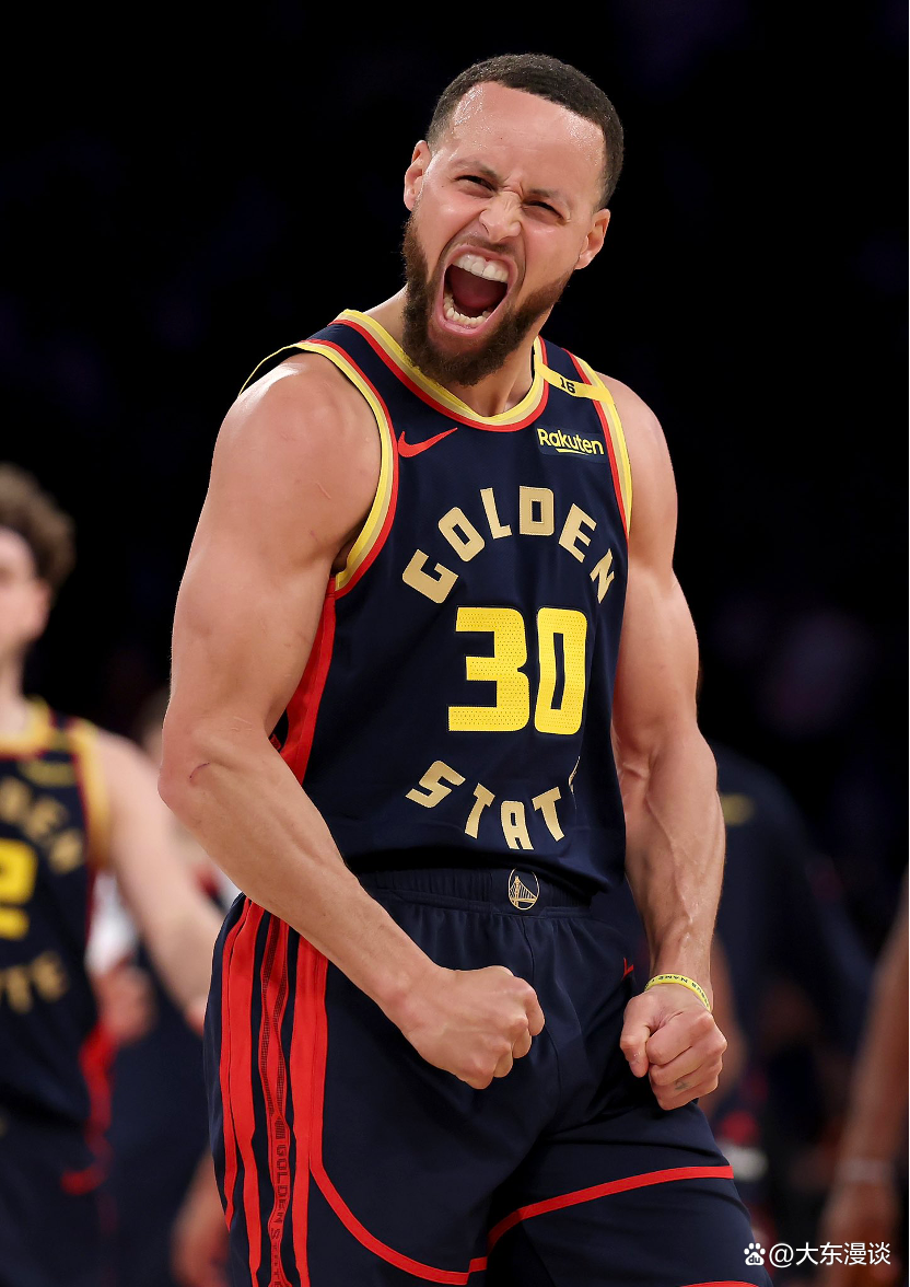 九游APP-持续失利首场状态出色，C9观众沸腾！，库里重返赛场全场沸腾不已(库里又创一神迹)