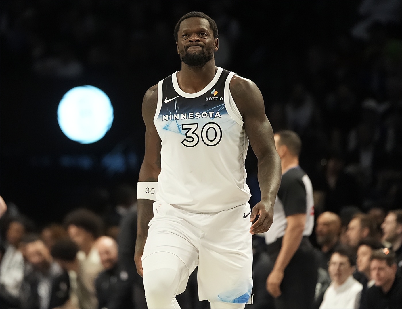 九游官网-布莱顿训练开放日；冲刺阶段主帅复盘引欢呼；NBA总决赛在即；赛季目标并未改变的简单介绍