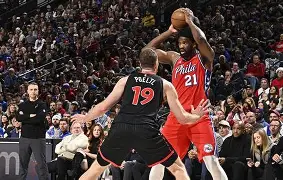 九游官网-2023年季后赛76人对阵凯尔特人哈登